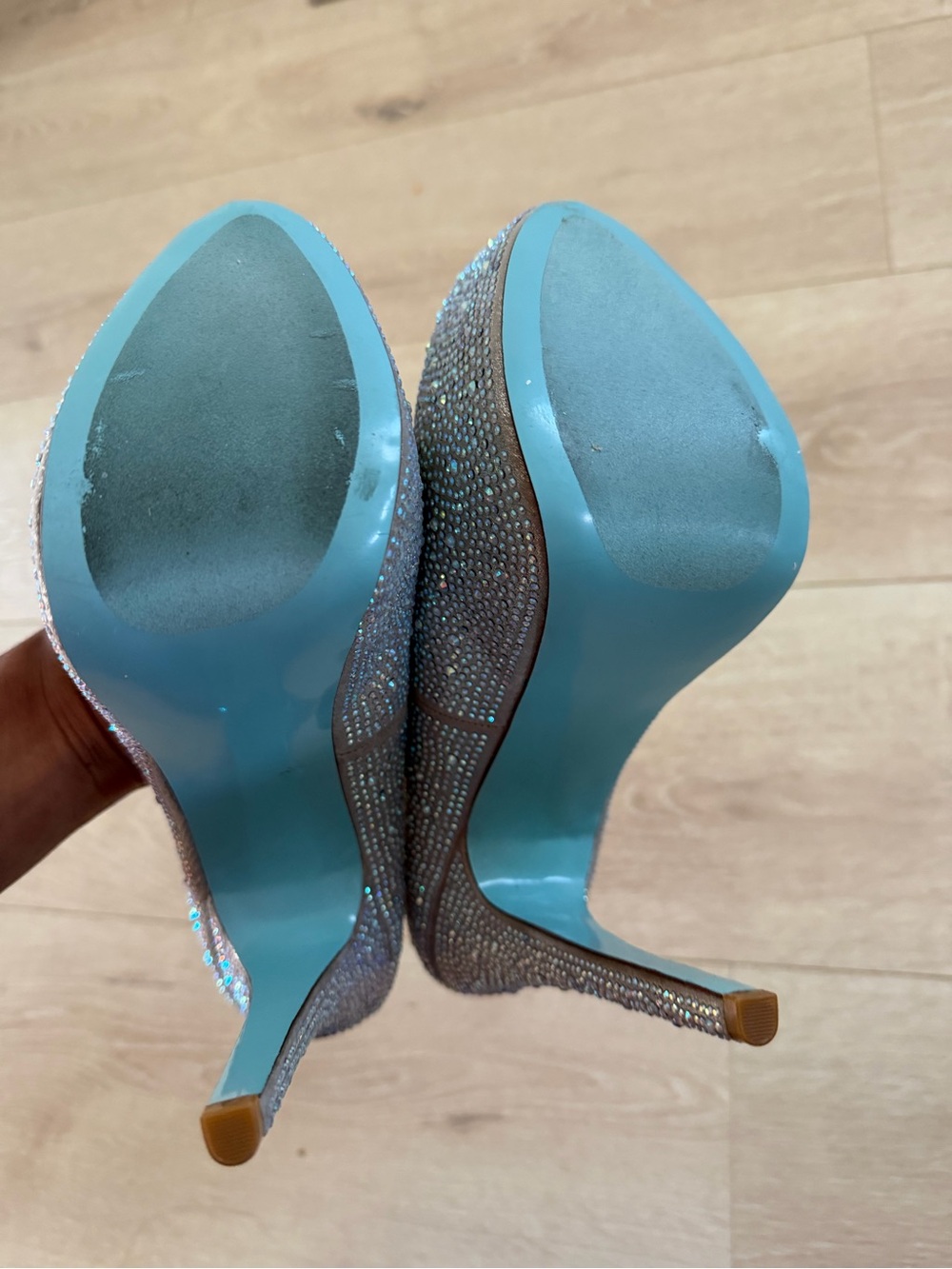 Betsey Johnson WISH Platform Wedding Crystals Bling Daffodil Pump Shoes 10 US - Picture 5 of 8